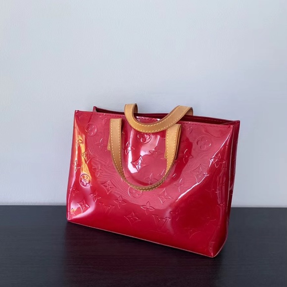 Authentic Louis Vuitton - Picture 2 of 12